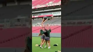 Virtual a hug for your subscription #shorts #cheer #train #motivation #competition #cheerleading