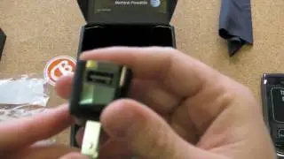 AT&T BlackBerry Torch 9800 Video Unboxing