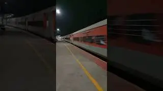 17613 Panvel Nanded Express Via Kurduwadi ,  Dharashiv , Latur ; Skips Ghorawadi Station #train #yt