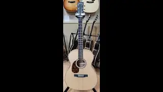 Larrivee OM-40 Left Handed sound demo