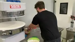 SPRIZZA pizza spinner customer's Dough test
