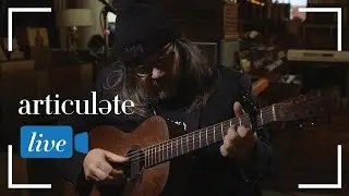 Jeff Tweedy Performs 
