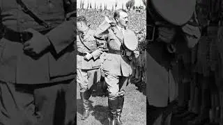 Hitler ny yahudio ky sath kesa zulam kia? #hitler #adolfhitler #jews #yahudi