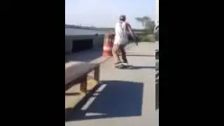 Go SkateAC Day I Phone clip