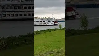 Creole Queen Paddlewheel boat cruises up Mississippi River in New Orleans #neworleans #creolequeen