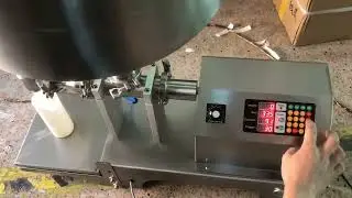 Semi-Automatic Paste Filling Machine