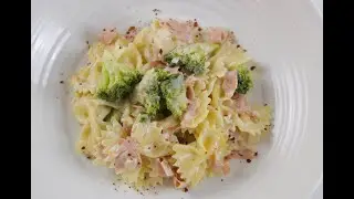 Macarrão  com Creme de Leite e Brócolis