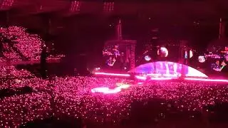 Intro concert Coldplay (Higher Power) - Live Naples