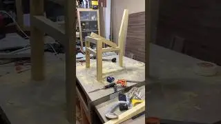Fabricando silla