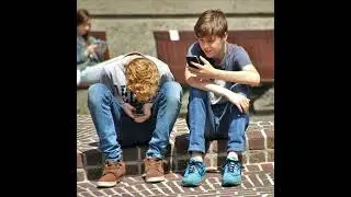 New study suggests most teenagers are happier without their smartphone