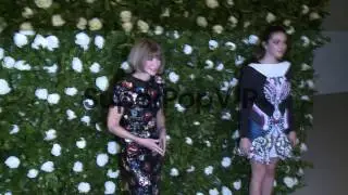 Anna Wintour and Bee Shaffer at The Museum Of Modern Art ...