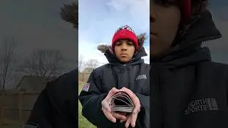 Slow Motion Riffle Shuffle #magic #cardistry #spring #shuffle #shorts #magicwithRahaan #viral