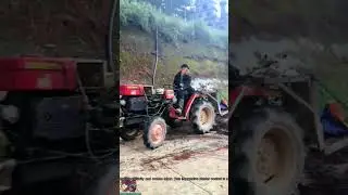 Farmer&rsquo;s Expert Tractor Driving Skills || Professional Control
