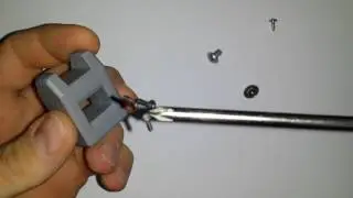 Magnetyzer / demagnetyzer do śrubokręt&oacute;w, wkrętak&oacute;w i bit&oacute;w
