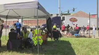 Dockworkers strike enters day 3, Biden speaks out