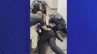 California Senator Alex Padilla forcibly removed from Kristi Noem&rsquo;s LA press conference