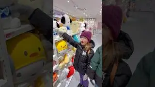 NOOIT je dochter meenemen naar MINISO!
