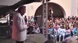 Reportáž z recitálu Karla Gotta v Hustopečích nad Bečvou
