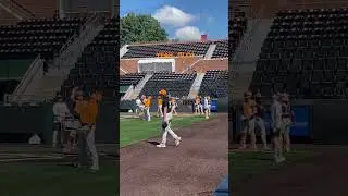 #Tennessee baseball&rsquo;s practice playlist is 🤌🏼