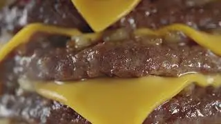 Triple Cheese: mais carne, mais queijo... o mesmo pre&ccedil;o 🍔