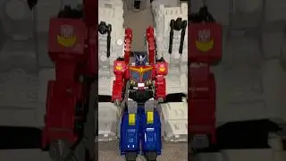 Star convoy for scale with the HUGE lewin metroplex figure Age of the primes titan class figure #wow