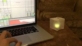 MIDI-syncable wireless visual metronome using Spark Core