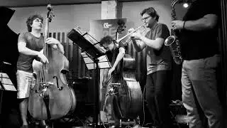 Slowfox [Gramss | Zoubek | Chisholm] + Valentin Garvie & Martin de Lassaletta @ Prez Jazz & Music