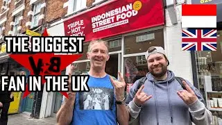 Buleceprot Simon tries bakso & sings in Indonesian #baladceprot #bule #uk #indonesia #vob