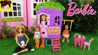 Barbie Chelsea No Quiere Jugar con los Niños en su Casa de Arbol - Historias con Muñecas