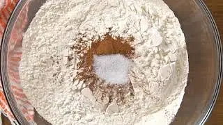 How to make Pumpkin Cookies with Caramel Frosting
