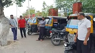 Severely Hit By Lockdown Auto Drivers'  Appeal For Financial Assistance