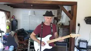 Chains of love blues cover.  Squier Stratocaster Deluxe & Vox AC10c1