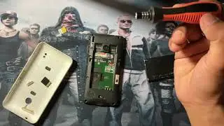 Nokia Lumia 530 teardown