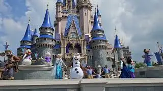 Mickley Mouse and Elsa and Friends show. at Magic Kingdom in Orlando. our daughter loves Elsa.