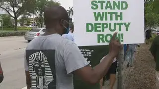 Supporters Of Reassigned BSO Deputy Rally