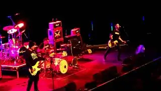 Gimp Fist - Common Ground - York Barbican - York - 13/12/25 - 4K