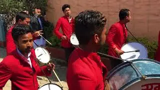 Mehendi lagake Rakhna By Everest Band Baja
