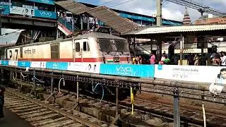12368 Vikramshila Express in Patna Railway Station Bihar