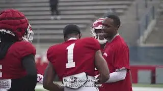 FB wide receivers coach DelVon Hardaway mic'd up