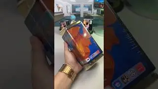 Xiaomi Mix Flip Hands-On | First Look at Sleek Foldable Flagship #shorts