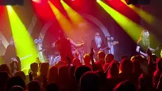 Yö (feat. J-P Leppäluoto) - Tia-Maria @ Club Stadion, Helsinki 24-10-25
