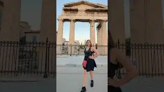Athens 🇬🇷#visitgreece#visitathens#😘#plakaathens #greekgirl #dancingqueen #curvygirl
