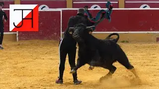 Espectacular tienta privada con ganado de Arriazu!!