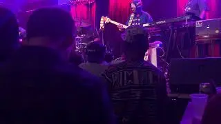 GHOST-NOTE | MONO NEON GOES CRAZY ON BASS 🔥🎸