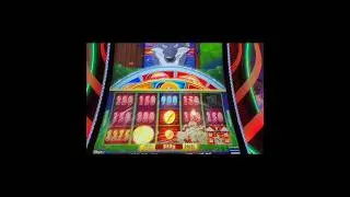 HUGE WIN on Huff N&rsquo; Puff Hard Hats #slot #casino #slotmachine #jackpot