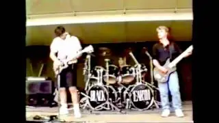 02 Black Earth SAFF - Christmas Tree.mp4