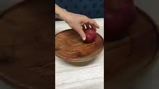 fruteira ou boleira em cedro vc s&oacute; acha no @guripia.artwood