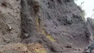 Strong Winds Cause Cliff to Collapse 