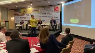 Интерактивное видео на конференции 