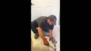 Quickly Remove Floor Tiles without Breaking